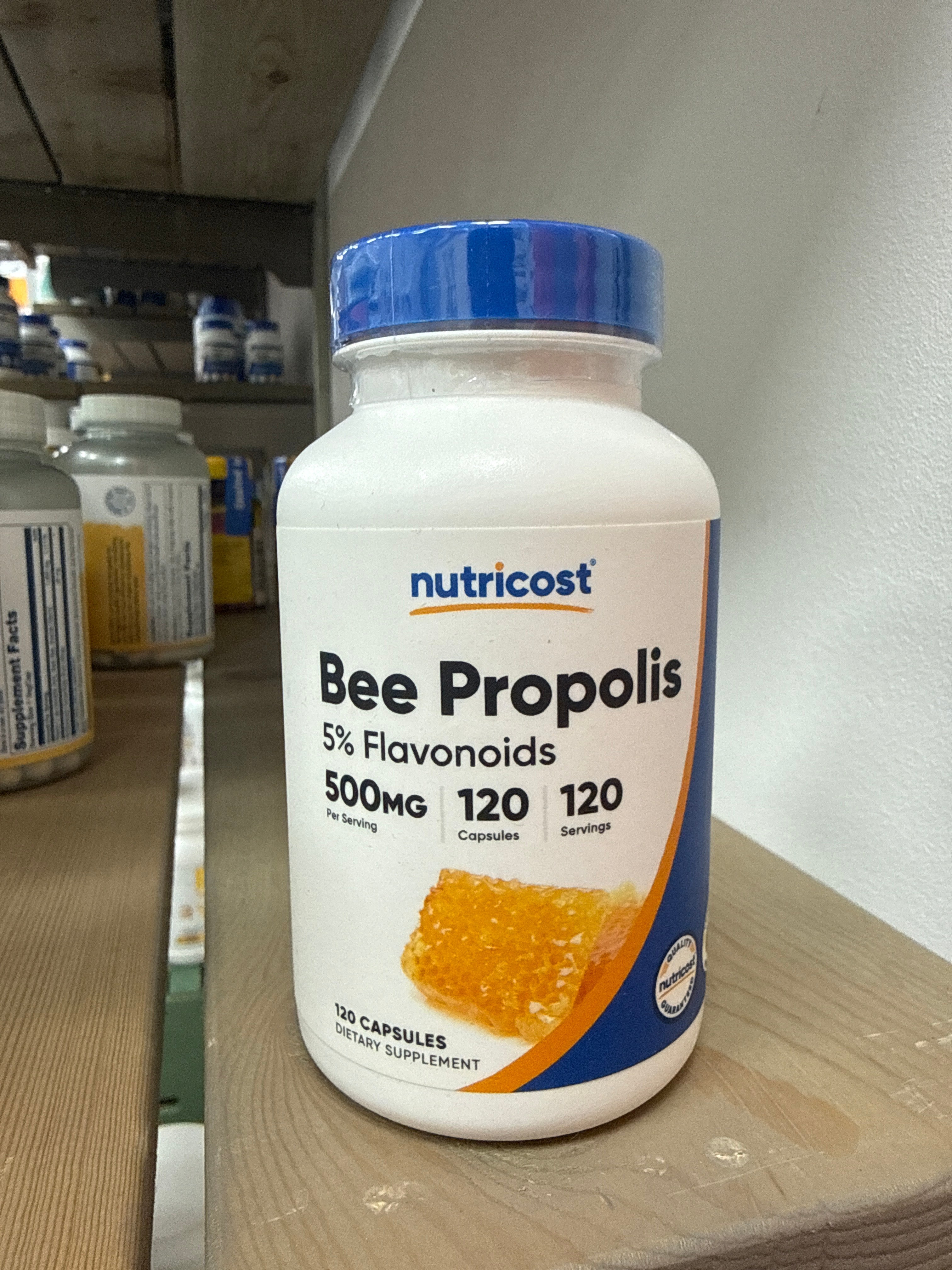 Nutricost Bee Propolis Supplement (500mg -120 Capsules)