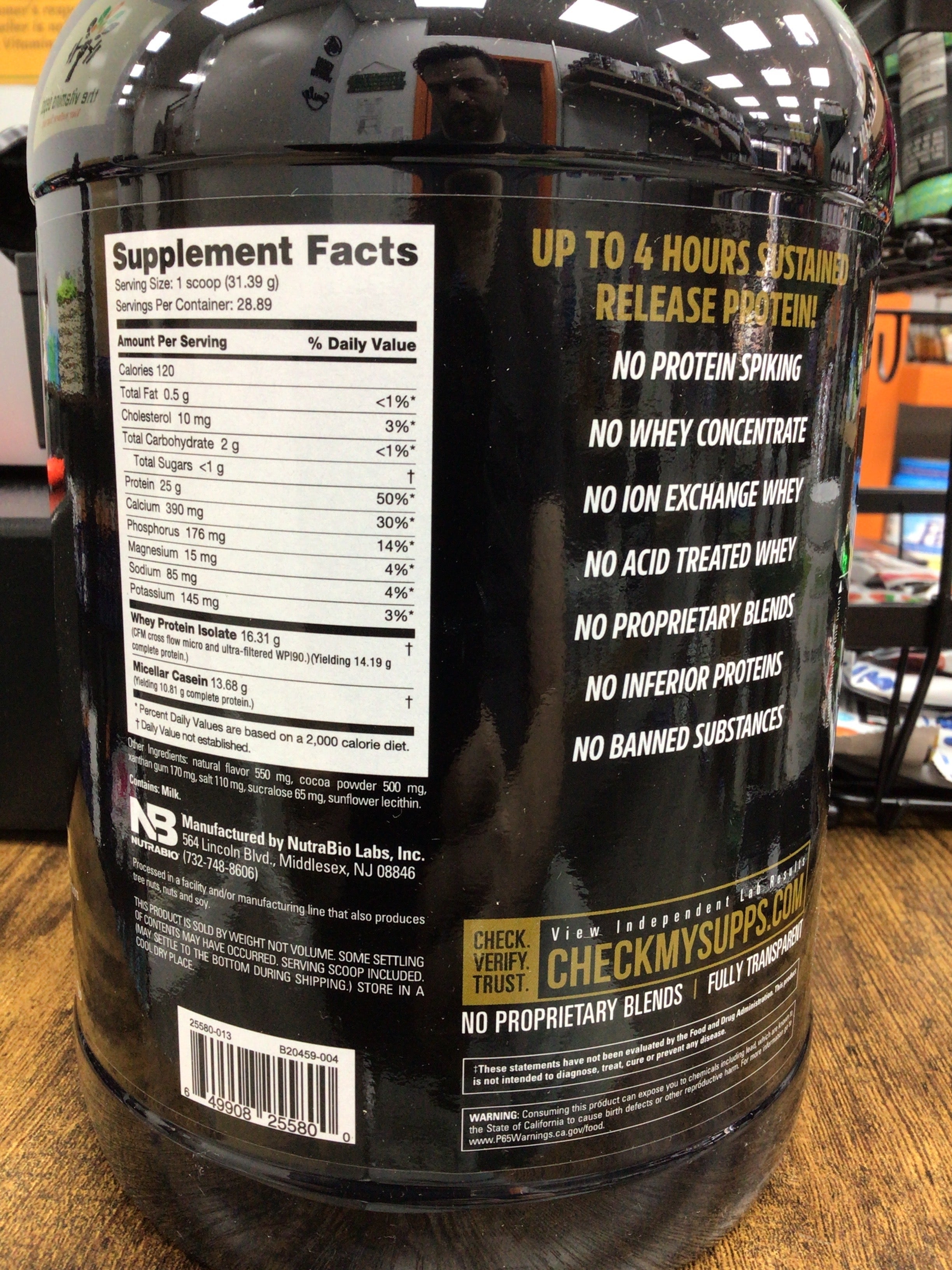 NutraBio Muscle Matrix Protein Powder - 25g of Protein Per Scoop - Whey Isolate and Micellar Casein Combo for Fast and Slow Release - Dutch Chocolate - 2 Pounds, 28 Servings